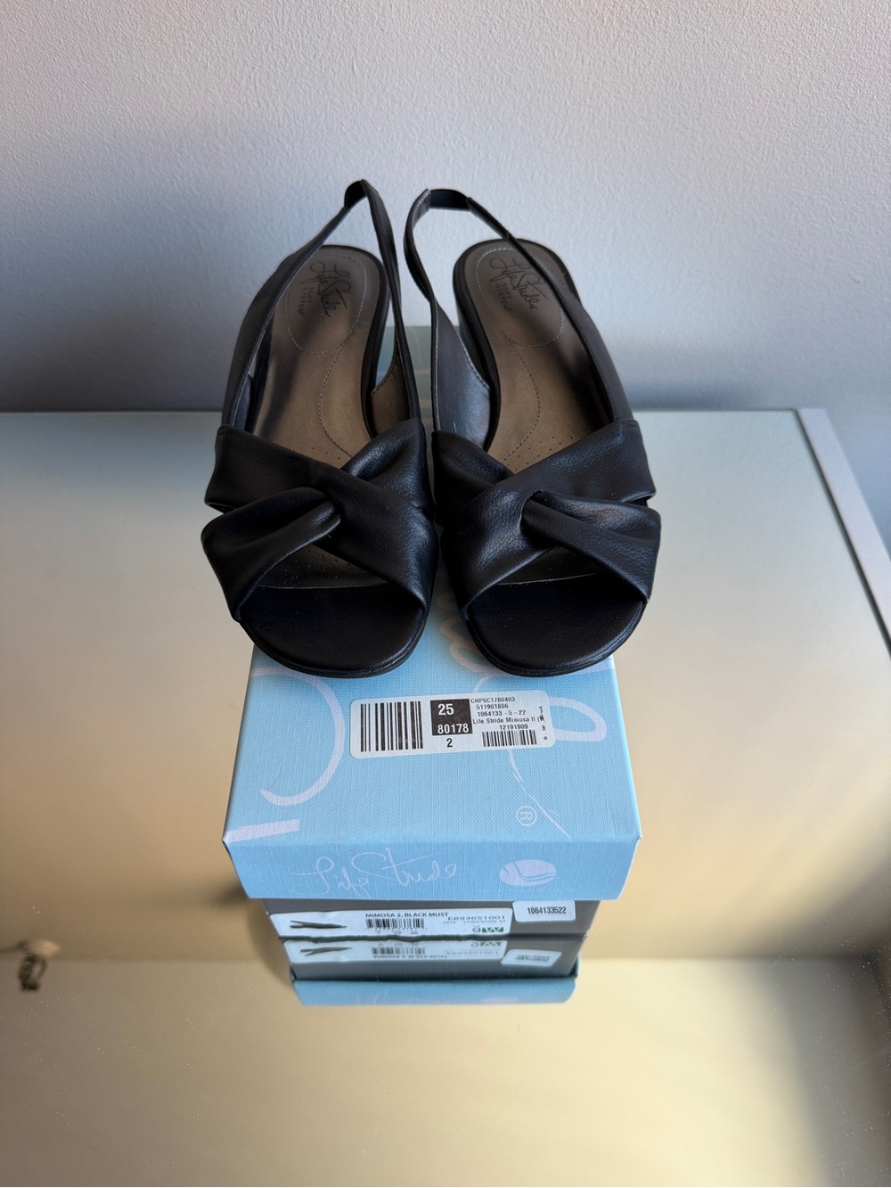 Women's Life Stride Black Knotted Slingback Sandals Size 9W